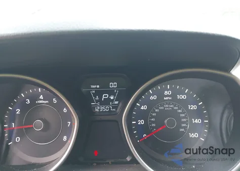 2015 Hyundai Elantra Se from USA, damaged, VIN 5NPDH4AE0FH593401